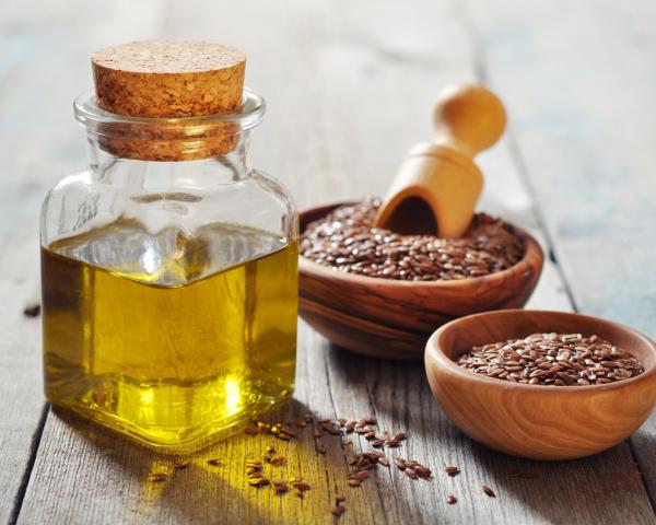 فوائد زيت السمسم واستخداماته