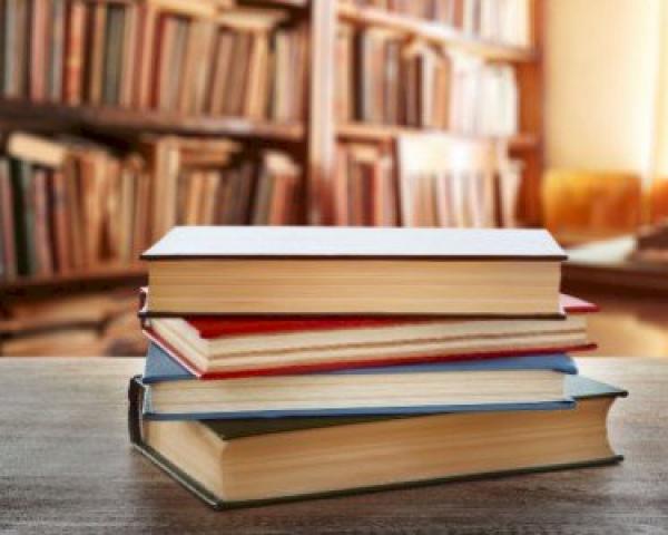 6 كتب ستساعدك على تطوير ذاتك