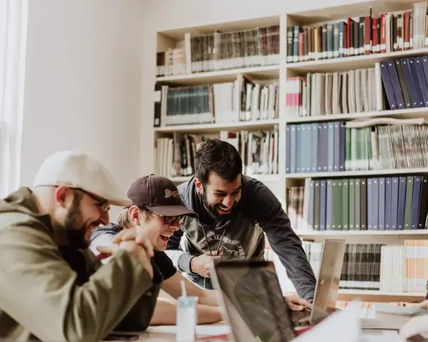 أهمية مهارات التواصل في المشاريع الناشئة