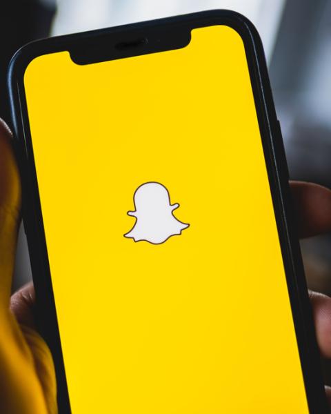 سناب شات تطرح ميزة لإنشاء رموز غير قابلة للاستبدال