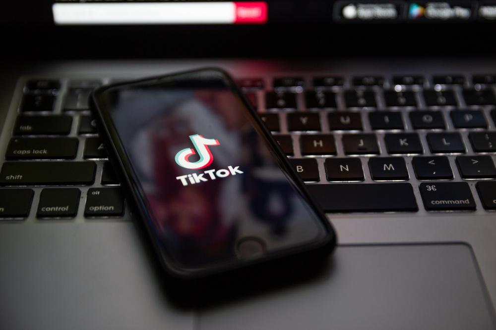أوراكل تسعى للاستحواذ على تيك توك في الولايات المتحدة